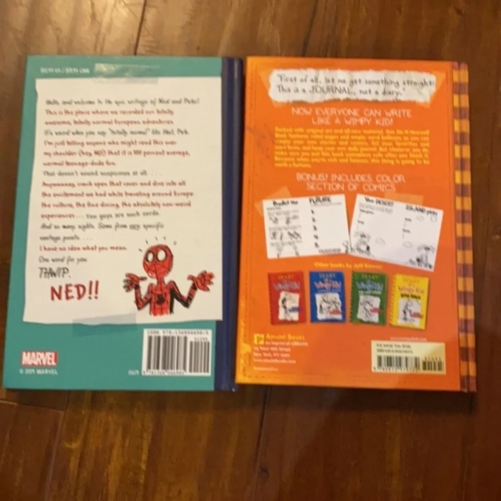 Diary of a Wimpy Kid Do-It-Yourself & Spider-Man Travel Journal HC